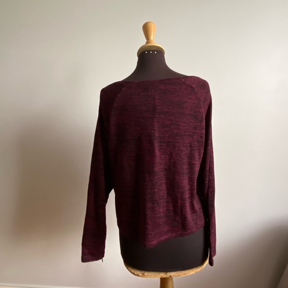 Factorie Cropped Sweater Size M-L - Picture 4 of 4